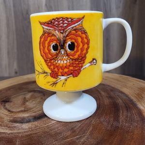 Owl Pedestal Porcelain Mug Browns Oranges Yellows Forest Wildlife JAPAN